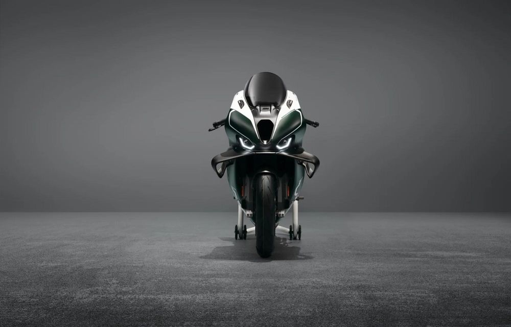 BMW lansează M 1000 RR Isle of Man TT Edition pentru aniversarea de 115 ani a celebrei curse - Poza 4 BMW lansează M 1000 RR Isle of Man TT Edition pentru aniversarea de 115 ani a celebrei curse - Poza 4