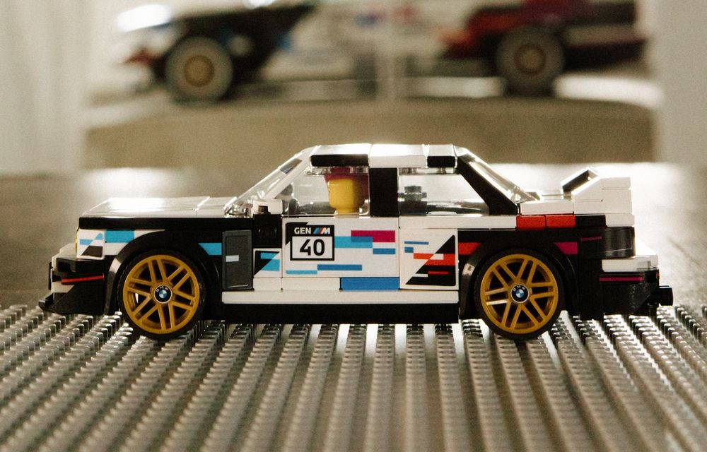 Machetă Lego pentru BMW M3 E30. Pachetul conține 358 de piese - Poza 1 Machetă Lego pentru BMW M3 E30. Pachetul conține 358 de piese - Poza 1