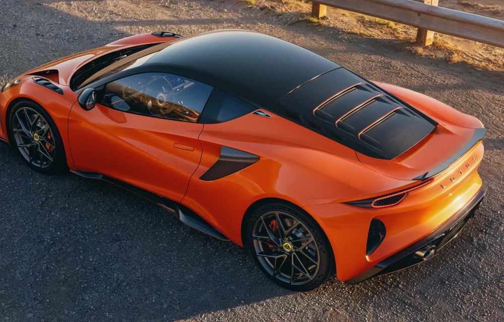 Lotus lansează Emira 420 Sport, cel mai puternic model din gamă - Poza 4 Lotus lansează Emira 420 Sport, cel mai puternic model din gamă - Poza 4