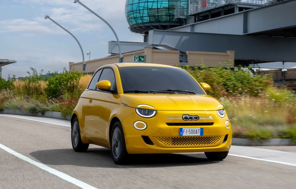Noul Fiat 500 Hybrid a ajuns în România: start de la 21.900 de euro - Poza 1 Noul Fiat 500 Hybrid a ajuns în România: start de la 21.900 de euro - Poza 1