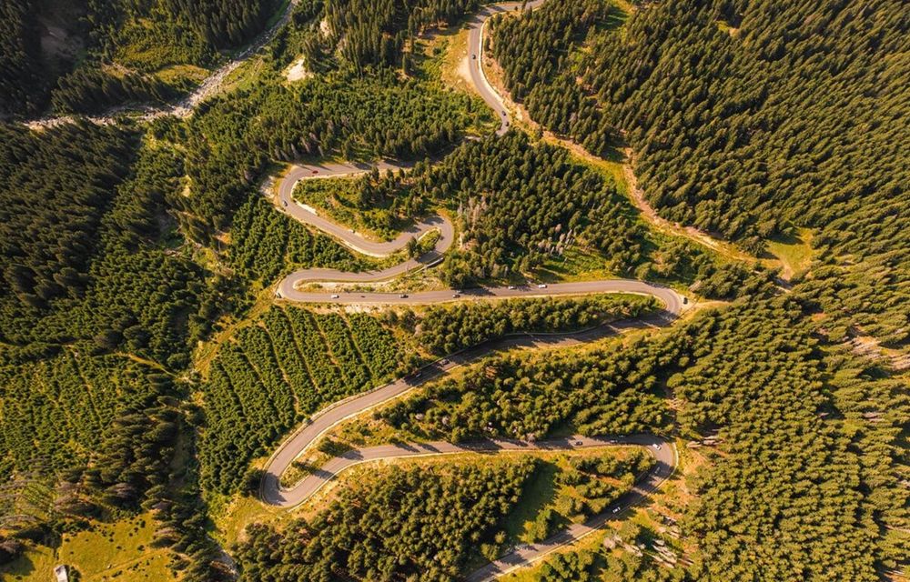Circulația pe Transalpina s-a redeschis: trafic permis doar pe timpul zilei - Poza 1 Circulația pe Transalpina s-a redeschis: trafic permis doar pe timpul zilei - Poza 1