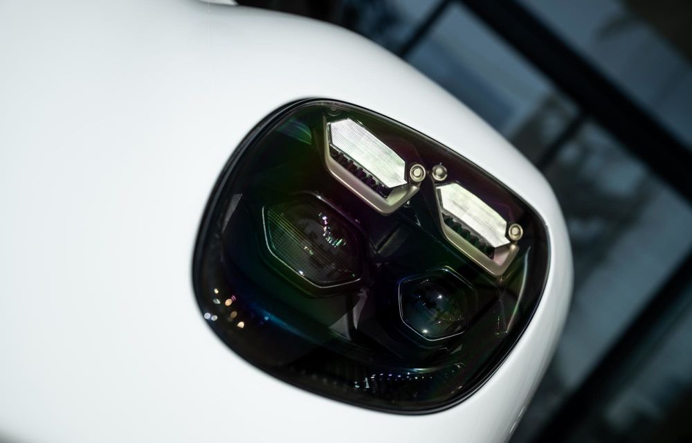 Compania Holand Automotive Group devine importator oficial Aston Martin în România - Poza 4 Compania Holand Automotive Group devine importator oficial Aston Martin în România - Poza 4