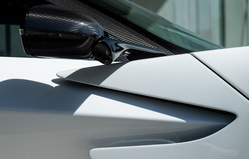 Compania Holand Automotive Group devine importator oficial Aston Martin în România - Poza 19 Compania Holand Automotive Group devine importator oficial Aston Martin în România - Poza 19