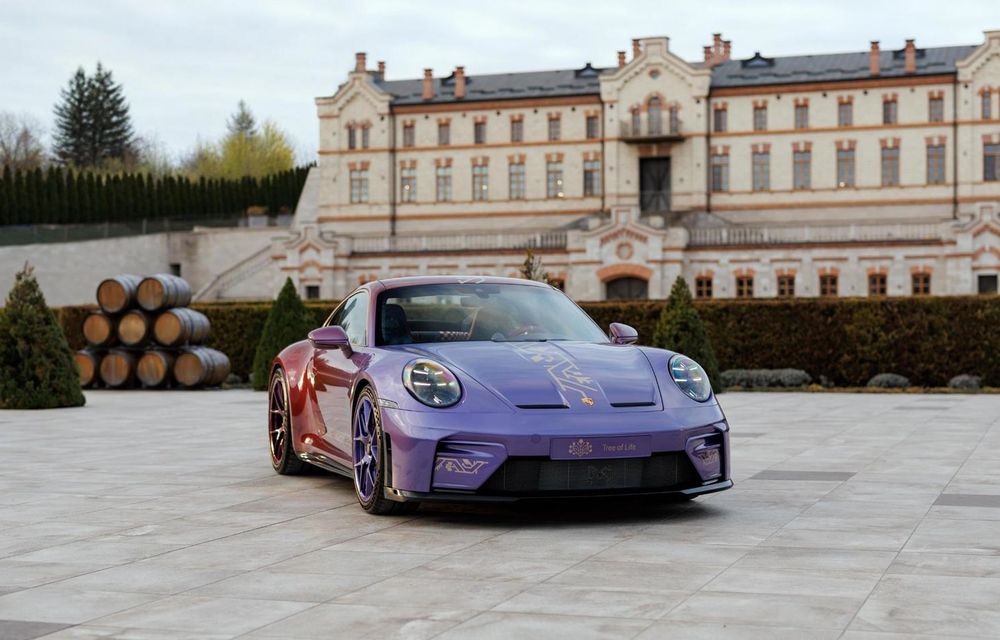 Noul Porsche 911 GT3 Tree of Life: sărbătorește 15 ani de prezență a mărcii în Republica Moldova - Poza 1