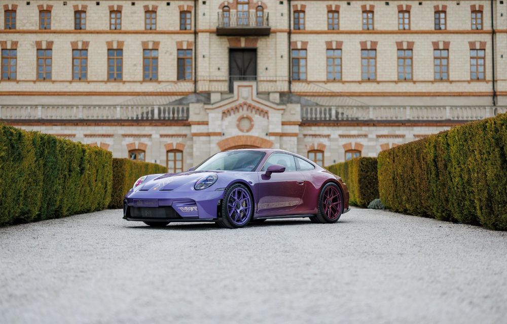 Noul Porsche 911 GT3 Tree of Life: sărbătorește 15 ani de prezență a mărcii în Republica Moldova - Poza 2