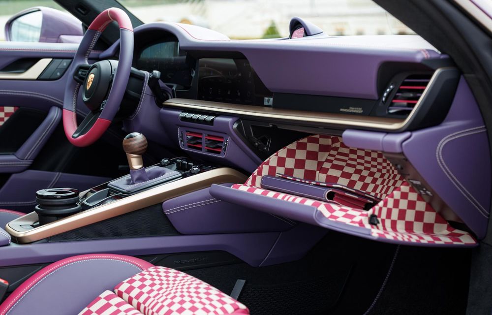 Noul Porsche 911 GT3 Tree of Life: sărbătorește 15 ani de prezență a mărcii în Republica Moldova - Poza 10