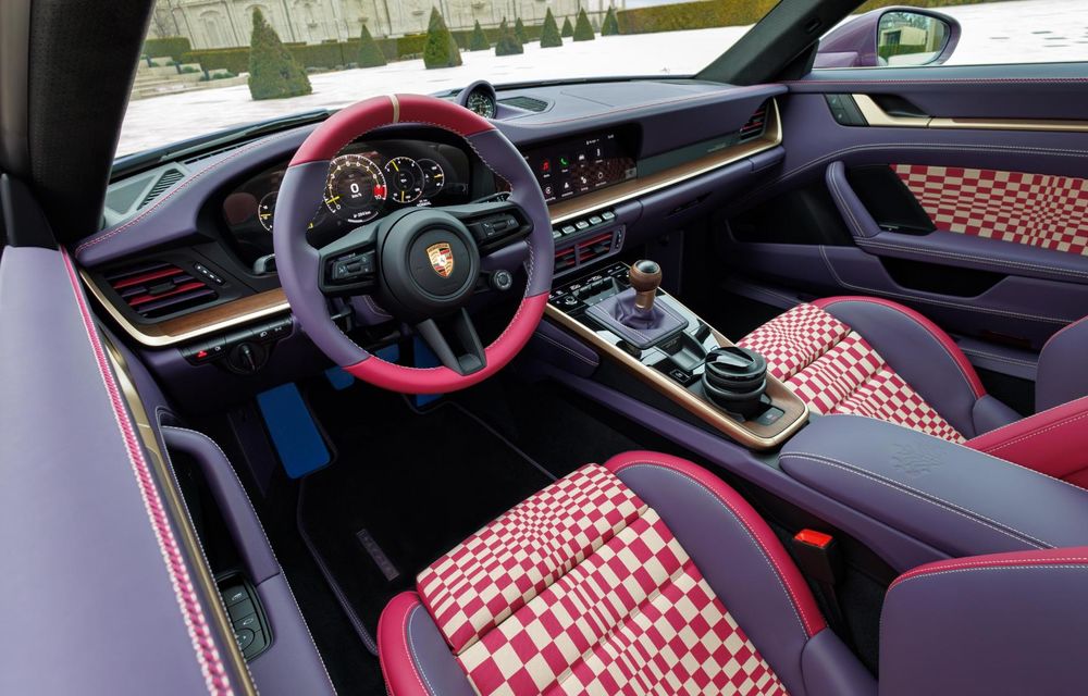 Noul Porsche 911 GT3 Tree of Life: sărbătorește 15 ani de prezență a mărcii în Republica Moldova - Poza 13
