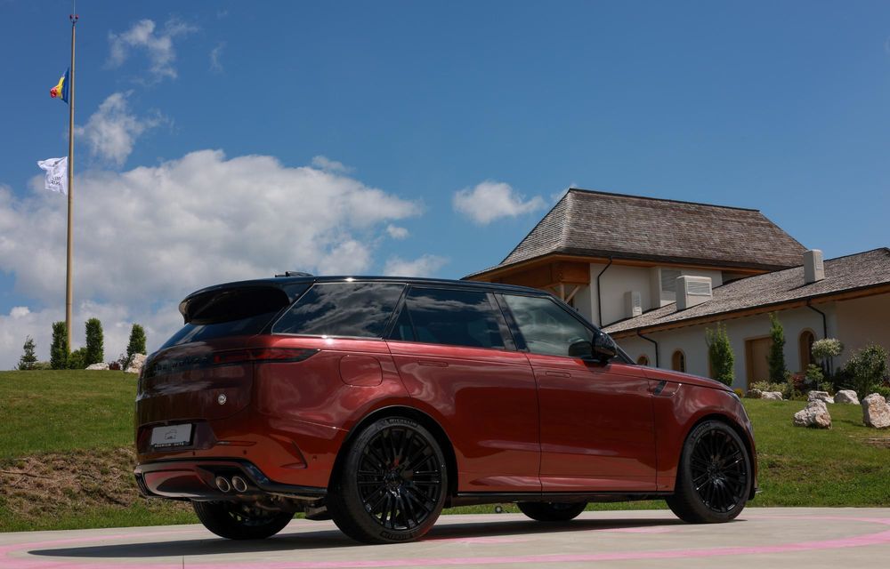 REPORTAJ: La granița dintre confort și aventură: Range Rover Experience în inima munților - Poza 13