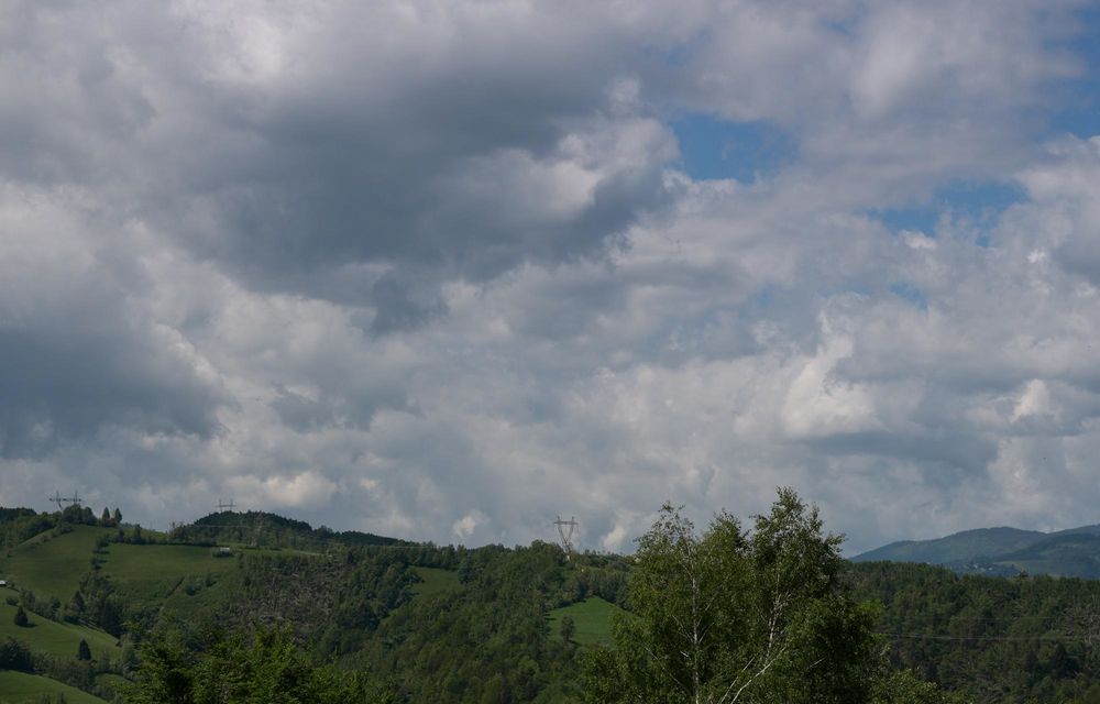REPORTAJ: La granița dintre confort și aventură: Range Rover Experience în inima munților - Poza 15