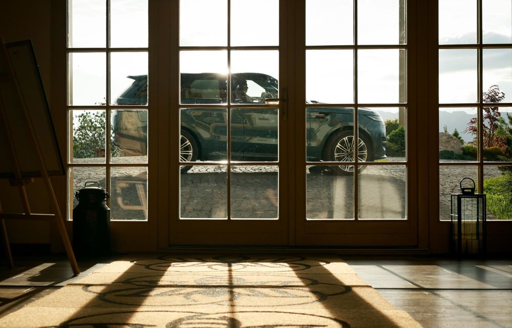 REPORTAJ: La granița dintre confort și aventură: Range Rover Experience în inima munților - Poza 16