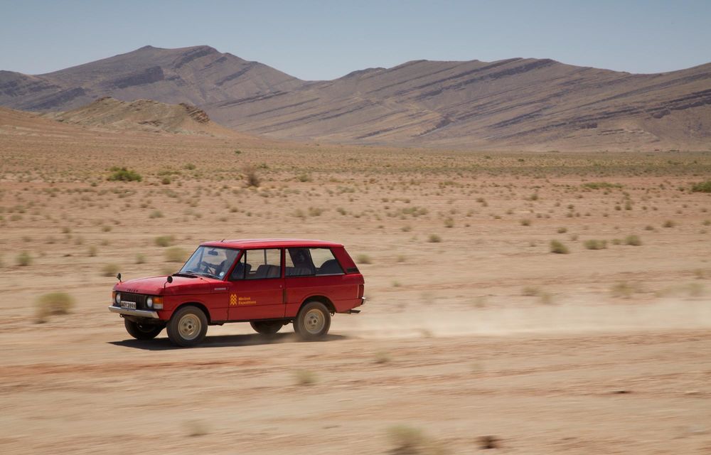 REPORTAJ: La granița dintre confort și aventură: Range Rover Experience în inima munților - Poza 27