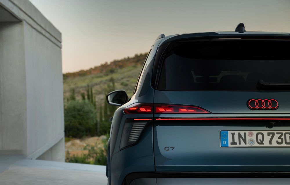 Noul Audi Q7: design complet nou și motor V6 diesel mild-hybrid - Poza 22 Noul Audi Q7: design complet nou și motor V6 diesel mild-hybrid - Poza 22
