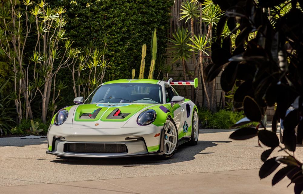 Porsche 911: exemplare unicate inspirate de personajele din Toy Story - Poza 43 Porsche 911: exemplare unicate inspirate de personajele din Toy Story - Poza 43