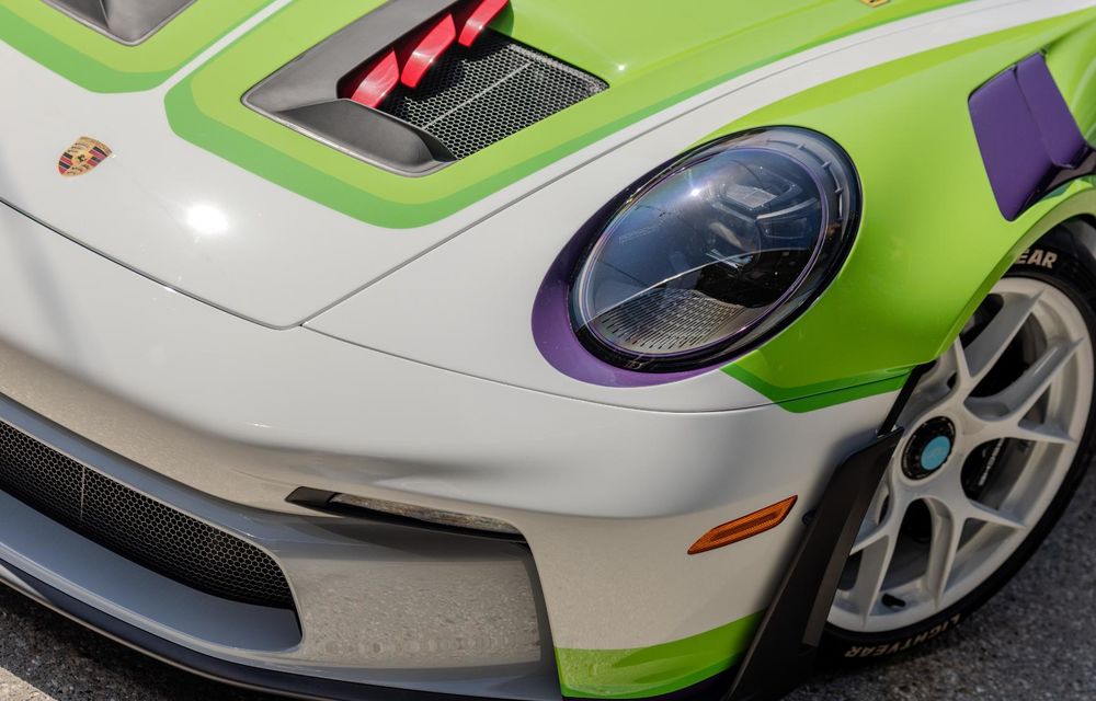 Porsche 911: exemplare unicate inspirate de personajele din Toy Story - Poza 48 Porsche 911: exemplare unicate inspirate de personajele din Toy Story - Poza 48