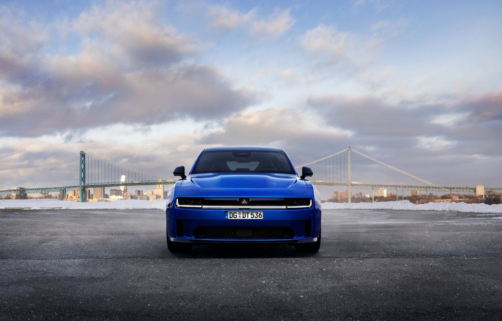 Dodge Charger revine în Europa. Preț de pornire de 66.000 euro - Poza 2 Dodge Charger revine în Europa. Preț de pornire de 66.000 euro - Poza 2