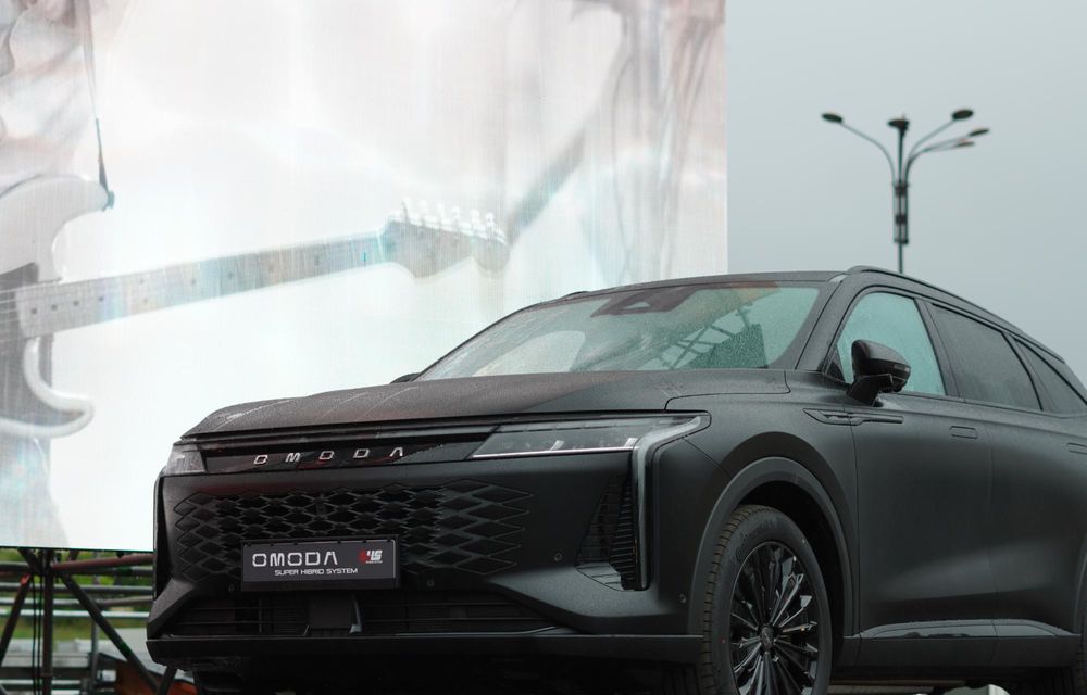 Omoda 9 Black Edition, prezentat în premieră în România: 55.000 de euro preț de listă - Poza 3 Omoda 9 Black Edition, prezentat în premieră în România: 55.000 de euro preț de listă - Poza 3