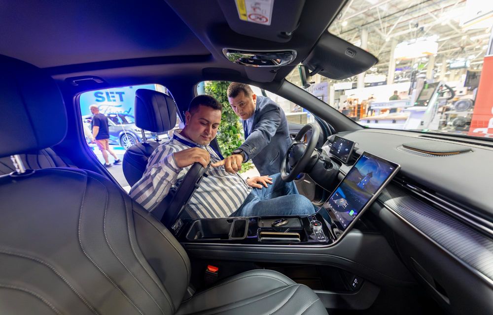 Marca Lepas, prezentă la TechExpo București. Nava amiral L8, vedeta standului de la Romexpo - Poza 53 Marca Lepas, prezentă la TechExpo București. Nava amiral L8, vedeta standului de la Romexpo - Poza 53