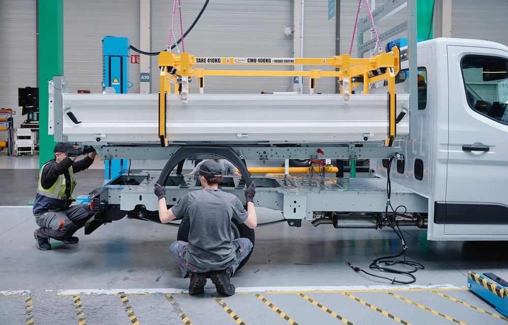 REPORTAJ: În culisele uzinei Batilly, fabrica în care Renault Master capătă toate formele posibile - Poza 37 REPORTAJ: În culisele uzinei Batilly, fabrica în care Renault Master capătă toate formele posibile - Poza 37