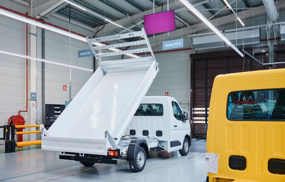 REPORTAJ: În culisele uzinei Batilly, fabrica în care Renault Master capătă toate formele posibile - Poza 41 REPORTAJ: În culisele uzinei Batilly, fabrica în care Renault Master capătă toate formele posibile - Poza 41
