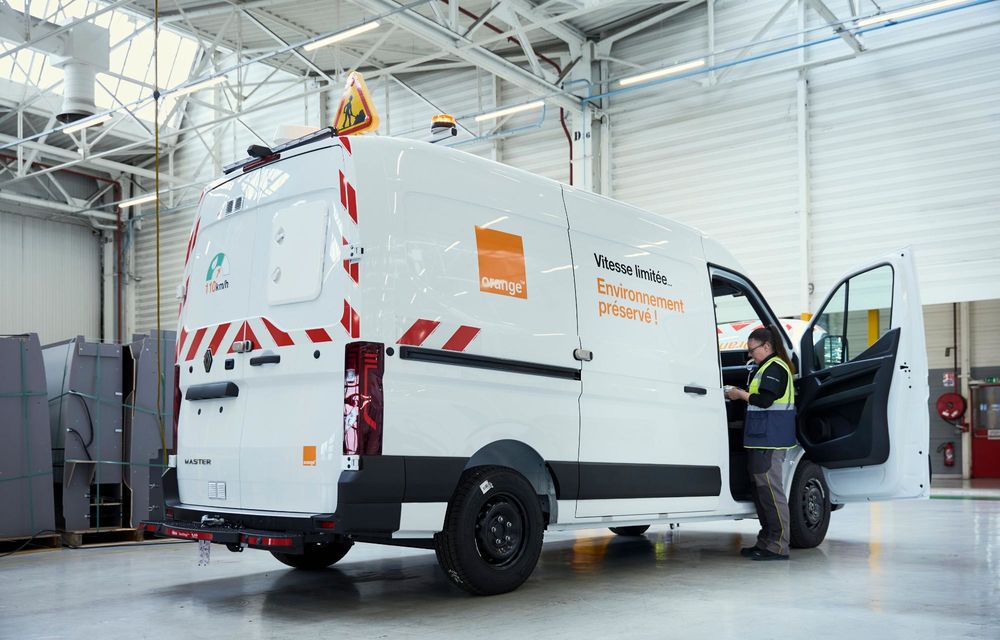 REPORTAJ: În culisele uzinei Batilly, fabrica în care Renault Master capătă toate formele posibile - Poza 50 REPORTAJ: În culisele uzinei Batilly, fabrica în care Renault Master capătă toate formele posibile - Poza 50