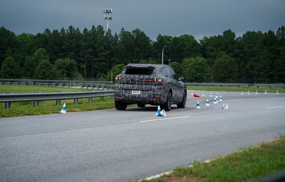 Primele imagini cu noul BMW X5: în premieră, versiune electrică și una cu hidrogen - Poza 21 Primele imagini cu noul BMW X5: în premieră, versiune electrică și una cu hidrogen - Poza 21