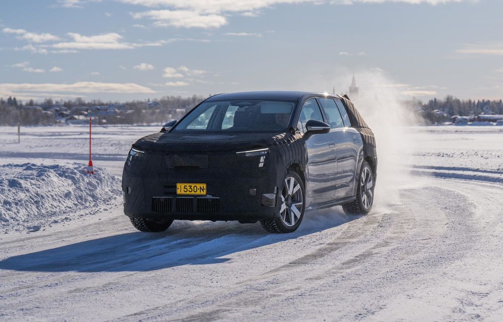 Imagini noi cu viitoarea Skoda Peaq: teste extreme în deșertul din Arizona - Poza 2 Imagini noi cu viitoarea Skoda Peaq: teste extreme în deșertul din Arizona - Poza 2