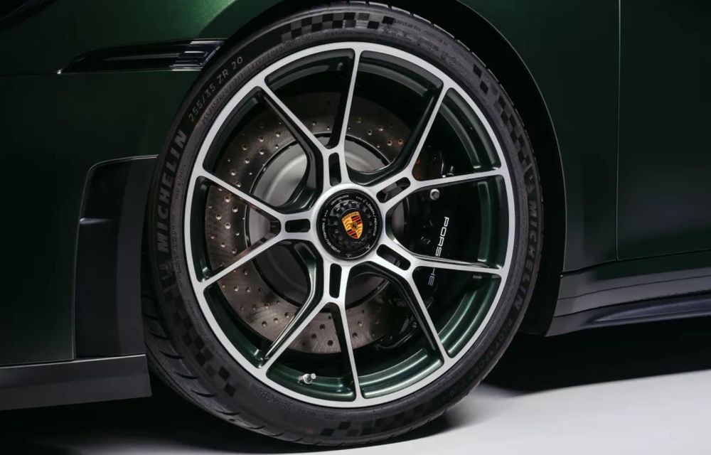 Ediție specială nouă pentru Porsche 911 GT3: sărbătorește 75 de ani de prezență în Marea Britanie - Poza 5 Ediție specială nouă pentru Porsche 911 GT3: sărbătorește 75 de ani de prezență în Marea Britanie - Poza 5