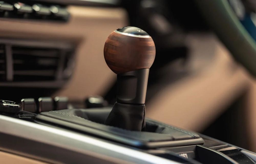 Ediție specială nouă pentru Porsche 911 GT3: sărbătorește 75 de ani de prezență în Marea Britanie - Poza 13 Ediție specială nouă pentru Porsche 911 GT3: sărbătorește 75 de ani de prezență în Marea Britanie - Poza 13