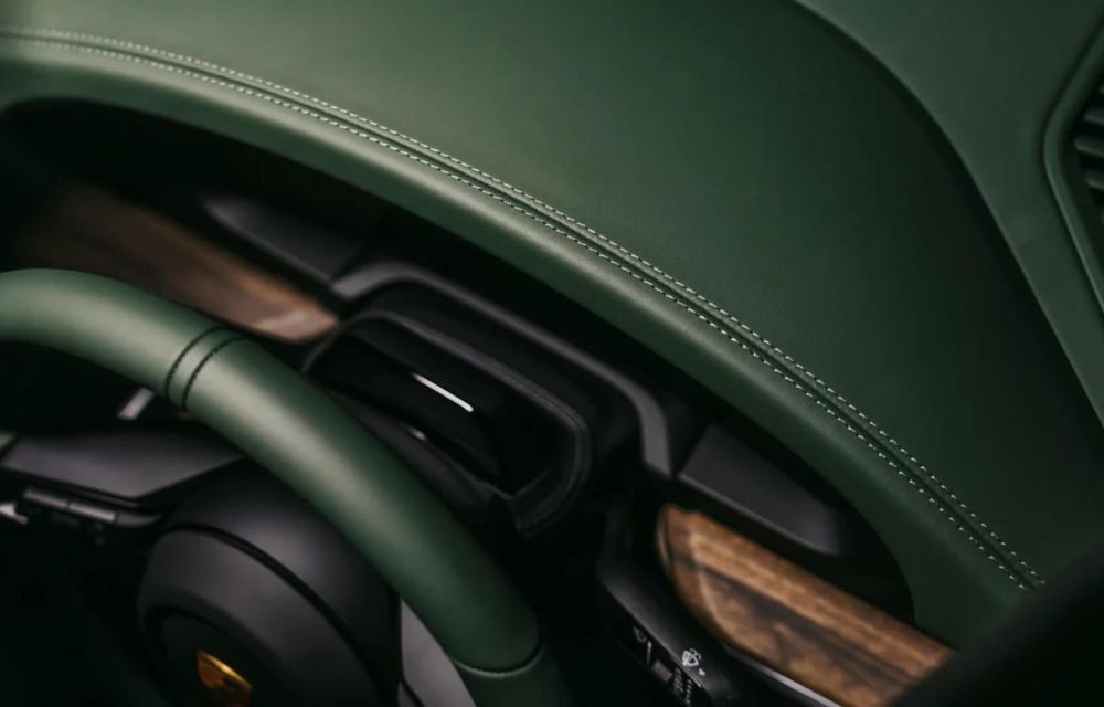 Ediție specială nouă pentru Porsche 911 GT3: sărbătorește 75 de ani de prezență în Marea Britanie - Poza 17 Ediție specială nouă pentru Porsche 911 GT3: sărbătorește 75 de ani de prezență în Marea Britanie - Poza 17