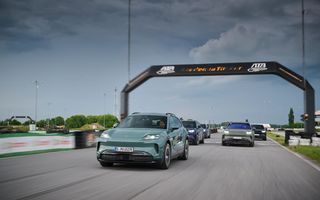 REPORTAJ: Cum se reinventează un bestseller: primul contact cu Porsche Cayenne electric REPORTAJ: Cum se reinventează un bestseller: primul contact cu Porsche Cayenne electric