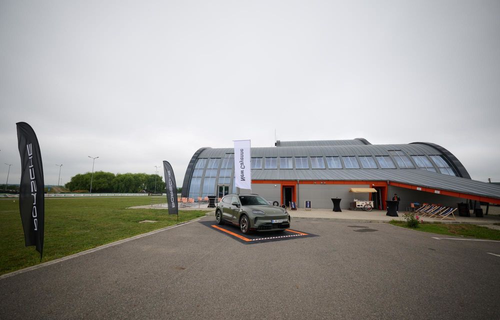 REPORTAJ: Cum se reinventează un bestseller: primul contact cu Porsche Cayenne electric - Poza 19