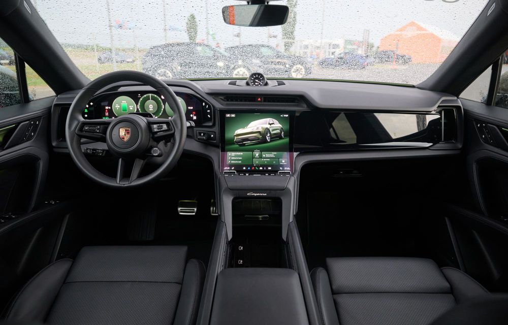REPORTAJ: Cum se reinventează un bestseller: primul contact cu Porsche Cayenne electric - Poza 44