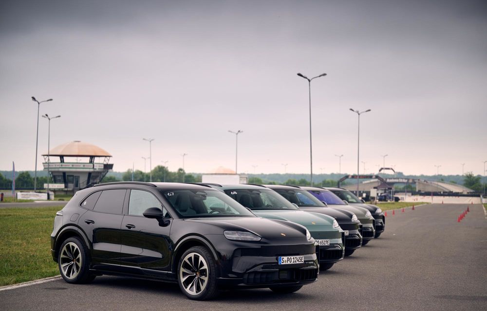 REPORTAJ: Cum se reinventează un bestseller: primul contact cu Porsche Cayenne electric - Poza 25
