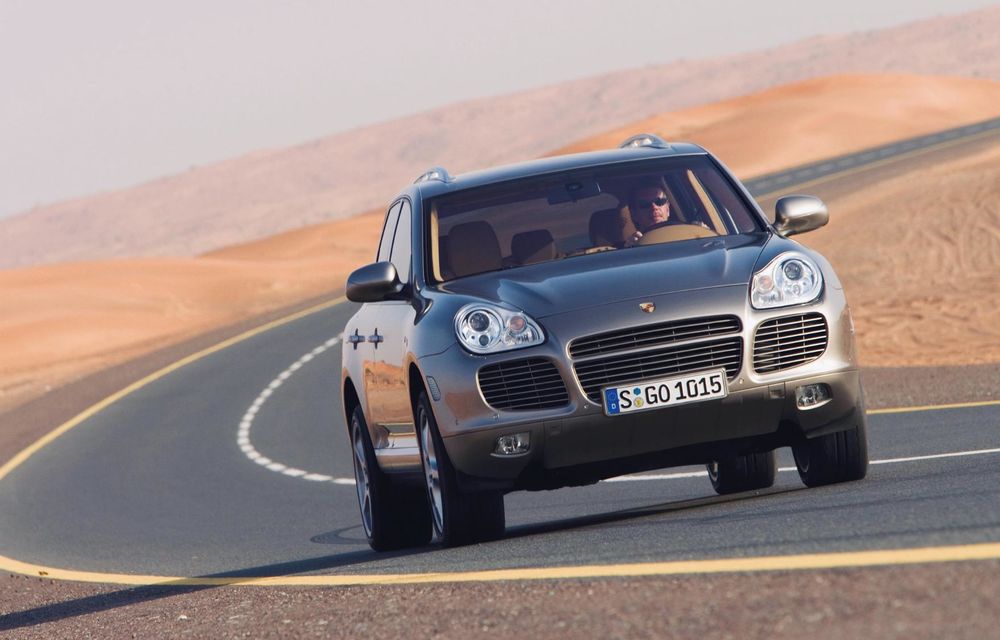 REPORTAJ: Cum se reinventează un bestseller: primul contact cu Porsche Cayenne electric - Poza 3