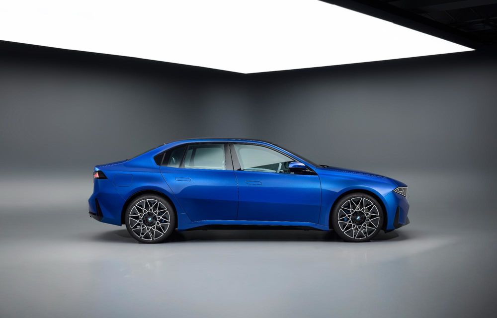 BMW deschide comenzile pentru i3 First Edition: costă 72.000 de euro în România - Poza 4 BMW deschide comenzile pentru i3 First Edition: costă 72.000 de euro în România - Poza 4