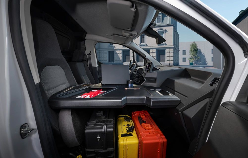 Stellantis prezintă o nouă generație de modele utilitare: soluții noi pentru mai mult spațiu - Poza 29 Stellantis prezintă o nouă generație de modele utilitare: soluții noi pentru mai mult spațiu - Poza 29