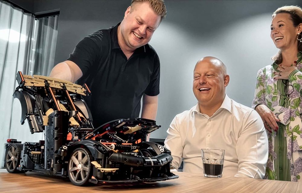 Cea mai rapidă machetă Lego făcută vreodată: are 1.8 tone și a atins 111 km/h - Poza 5 Cea mai rapidă machetă Lego făcută vreodată: are 1.8 tone și a atins 111 km/h - Poza 5