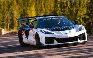 Chevrolet vrea să bată un record la Pikes Peak cu Corvette ZR1X Chevrolet vrea să bată un record la Pikes Peak cu Corvette ZR1X