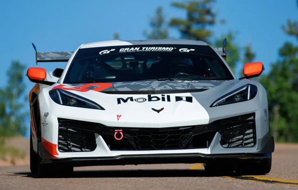 Corvette ZR1X, record pentru cea mai rapidă mașină de serie la urcarea de la Pikes Peak - Poza 1 Corvette ZR1X, record pentru cea mai rapidă mașină de serie la urcarea de la Pikes Peak - Poza 1
