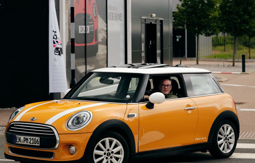 Un Mini Cooper D a atins borna de un milion de km parcurși: "Motorul este cel original" - Poza 2 Un Mini Cooper D a atins borna de un milion de km parcurși: "Motorul este cel original" - Poza 2