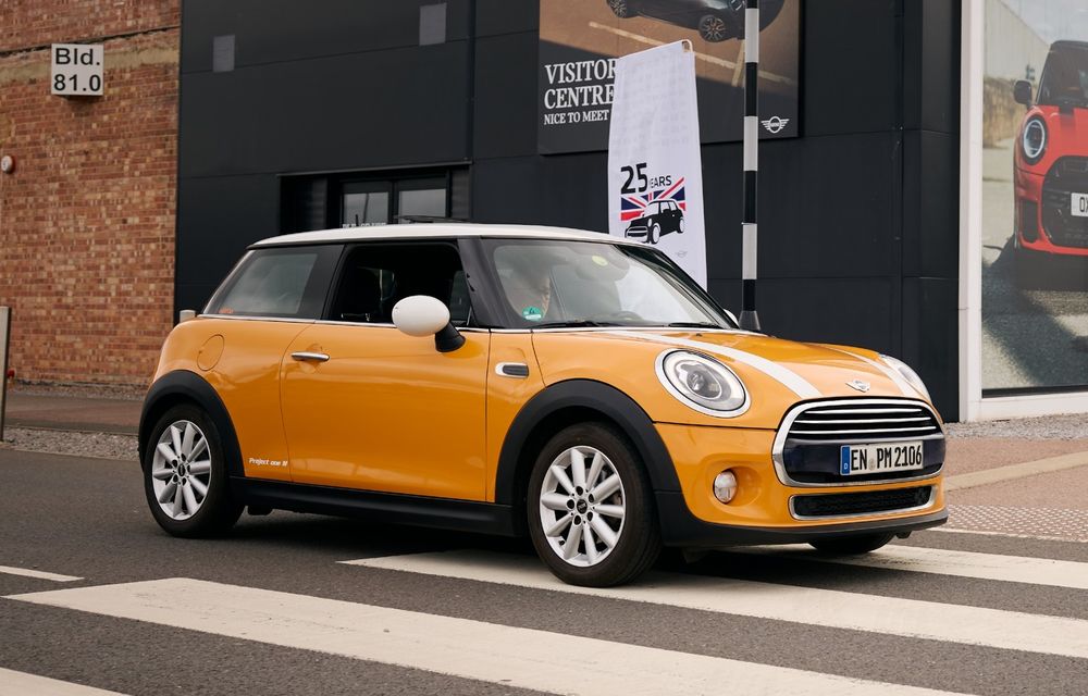 Un Mini Cooper D a atins borna de un milion de km parcurși: "Motorul este cel original" - Poza 1 Un Mini Cooper D a atins borna de un milion de km parcurși: "Motorul este cel original" - Poza 1
