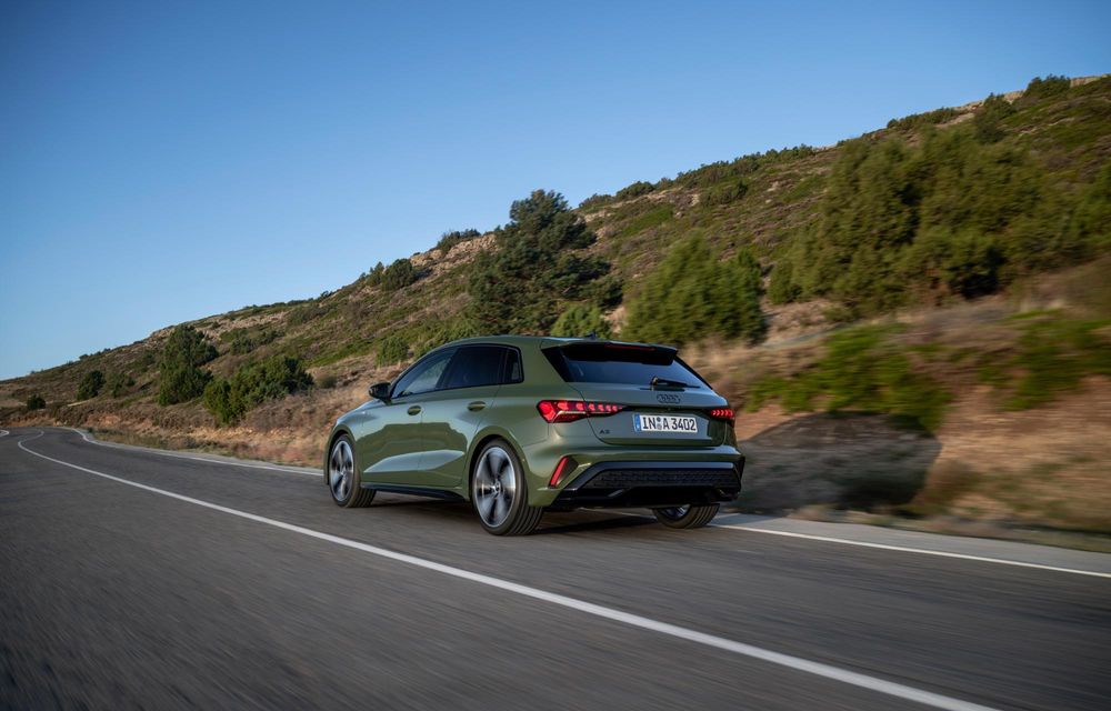 Noutăți pentru Audi A3: interior nou cu ecran panoramic curbat - Poza 14