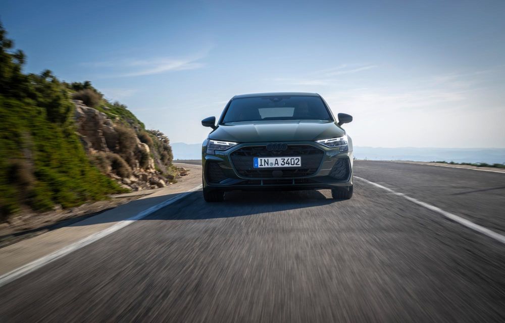 Noutăți pentru Audi A3: interior nou cu ecran panoramic curbat - Poza 15