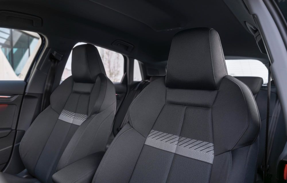 Noutăți pentru Audi A3: interior nou cu ecran panoramic curbat - Poza 21