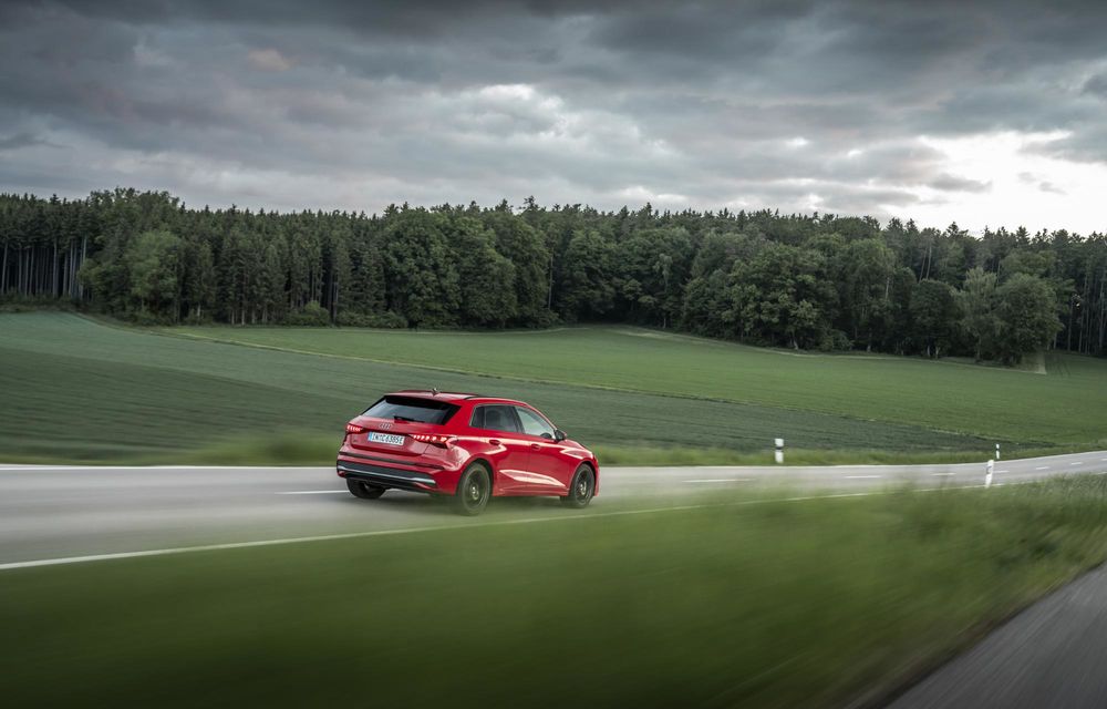 Noutăți pentru Audi A3: interior nou cu ecran panoramic curbat - Poza 36
