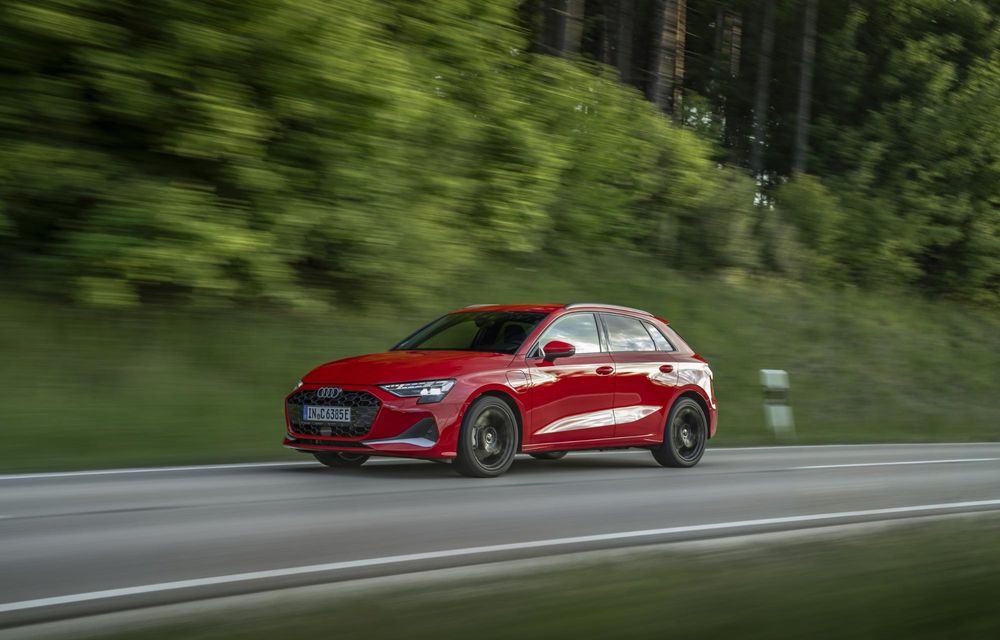 Noutăți pentru Audi A3: interior nou cu ecran panoramic curbat - Poza 38