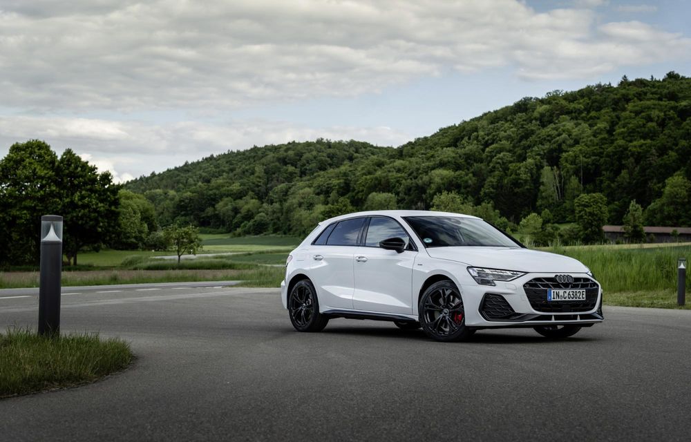 Noutăți pentru Audi A3: interior nou cu ecran panoramic curbat - Poza 43