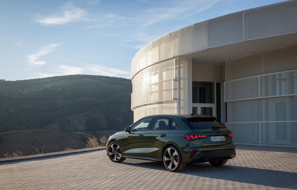 Noutăți pentru Audi A3: interior nou cu ecran panoramic curbat - Poza 13