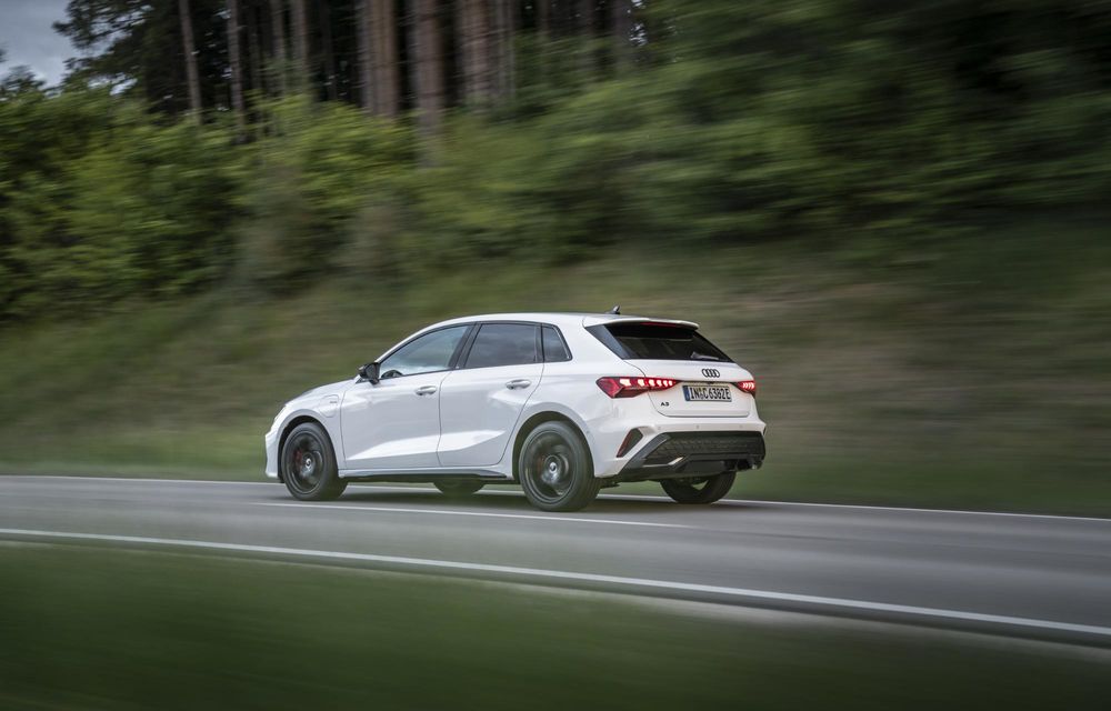 Noutăți pentru Audi A3: interior nou cu ecran panoramic curbat - Poza 46