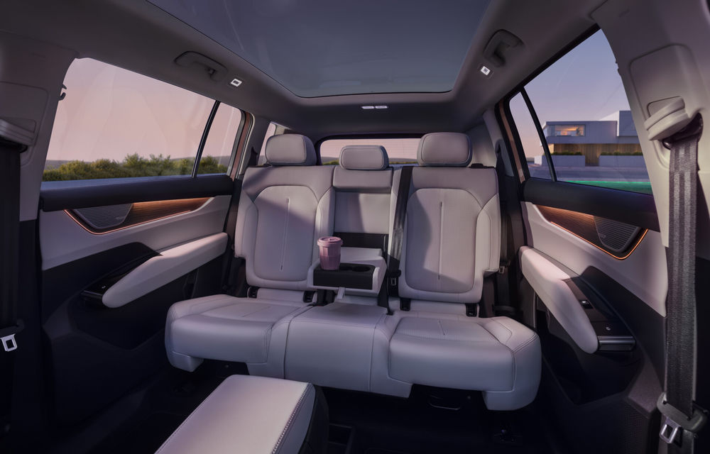 Skoda prezintă noul Peaq: navă amiral cu 7 locuri și 640 km autonomie - Poza 22